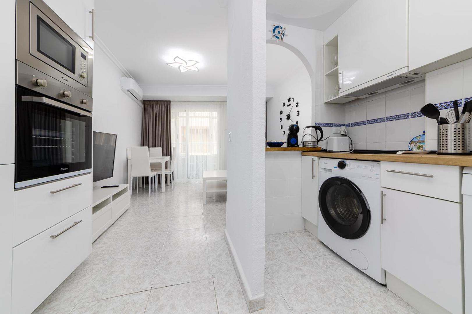 Calle Concordia 86, Two Bedroom Apartment, Up To 6 Guests, Near Del Cura Beach,Supermarket Mercadona And Central Bus Station Torrevieja Kültér fotó