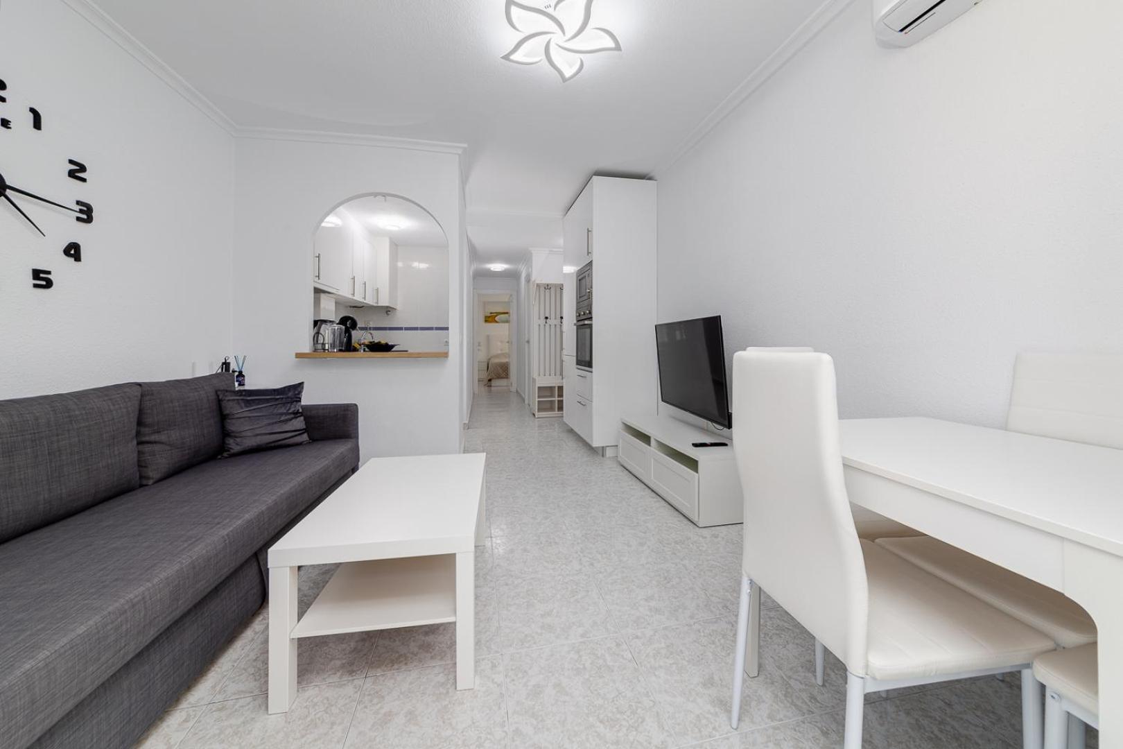 Calle Concordia 86, Two Bedroom Apartment, Up To 6 Guests, Near Del Cura Beach,Supermarket Mercadona And Central Bus Station Torrevieja Kültér fotó